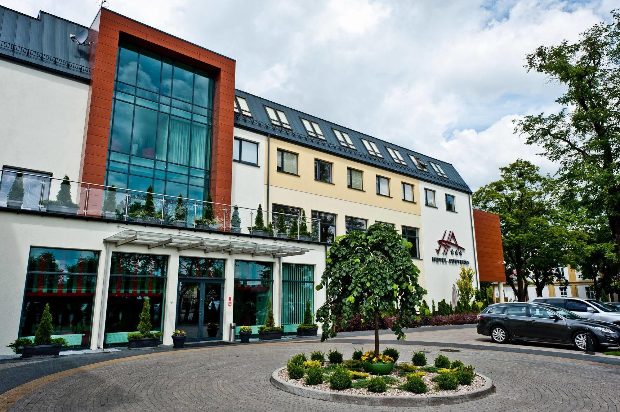 Hotel Austeria Conference & Spa Ciechocinek Exterior foto